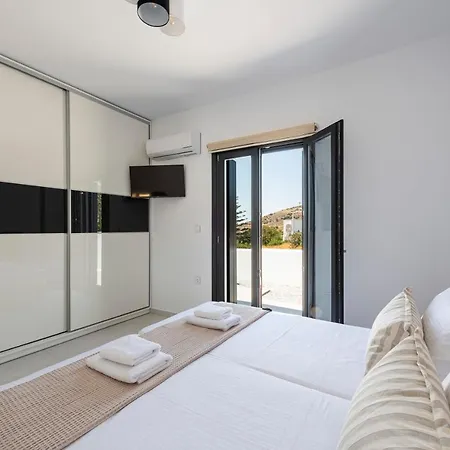 Villa Veta With Private Swimming Pool