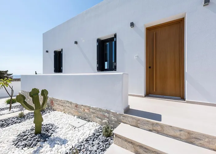 Veta With Private Swimming Pool Angairia